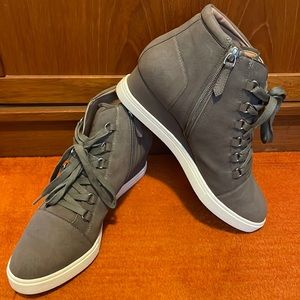 Linea Paola sneaker wedge